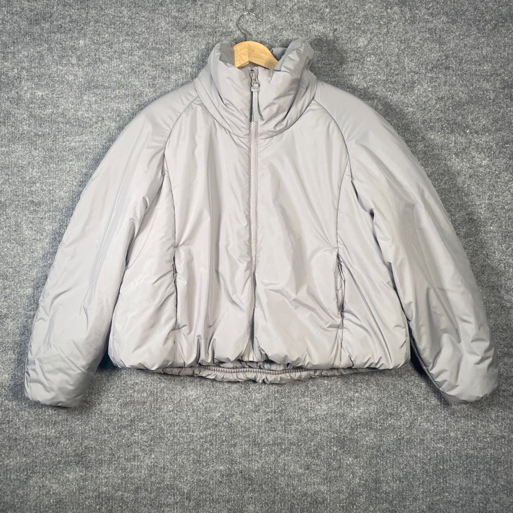 Beyond Yoga Puffer Jacket Womens Size Medium Gray Cropped Full Zip Athleisure